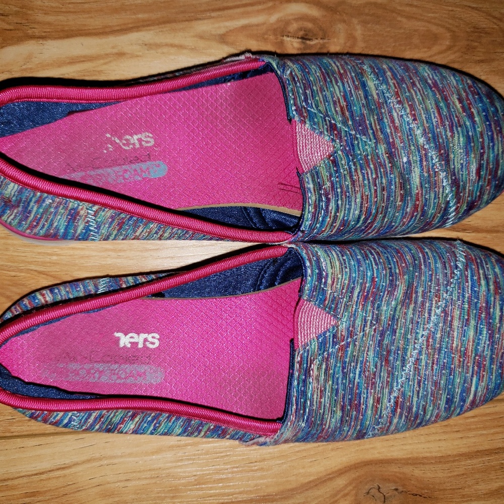 Skechers Shoes